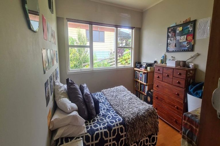 Photo of property in 111 Hurndall Street East, Maungaturoto, 0520