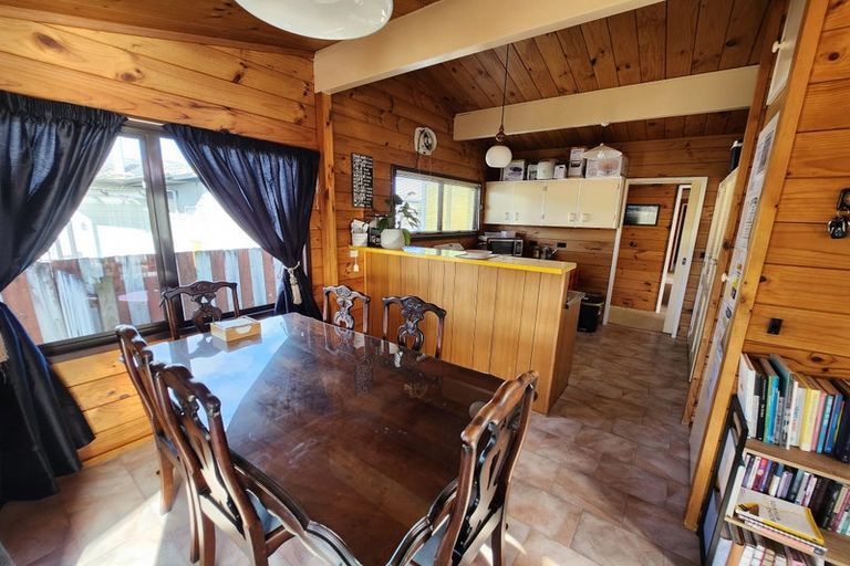 Photo of property in 76 Station Road, Paeroa, 3600