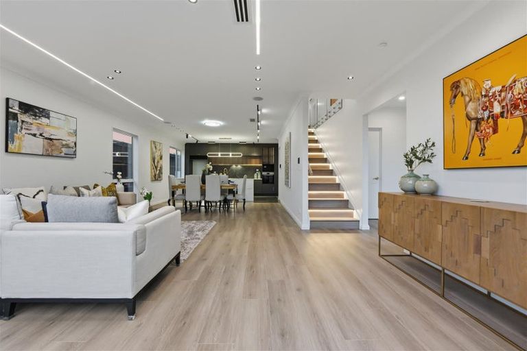 Photo of property in 240 Park Estate Road, Rosehill, Papakura, 2113