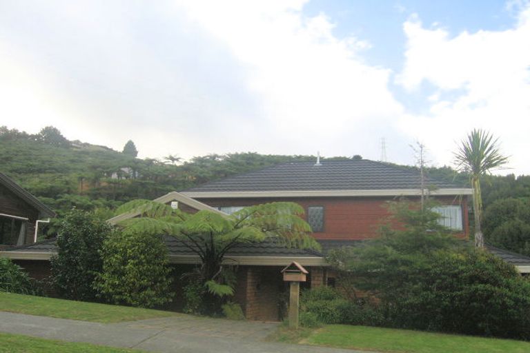 Photo of property in 136 Tirohanga Road, Tirohanga, Lower Hutt, 5010