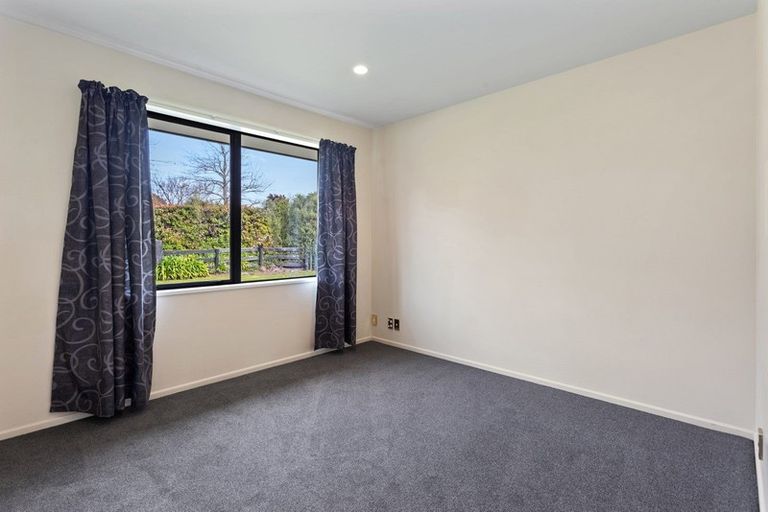 Photo of property in 1 Newton Place, Amberley, 7410