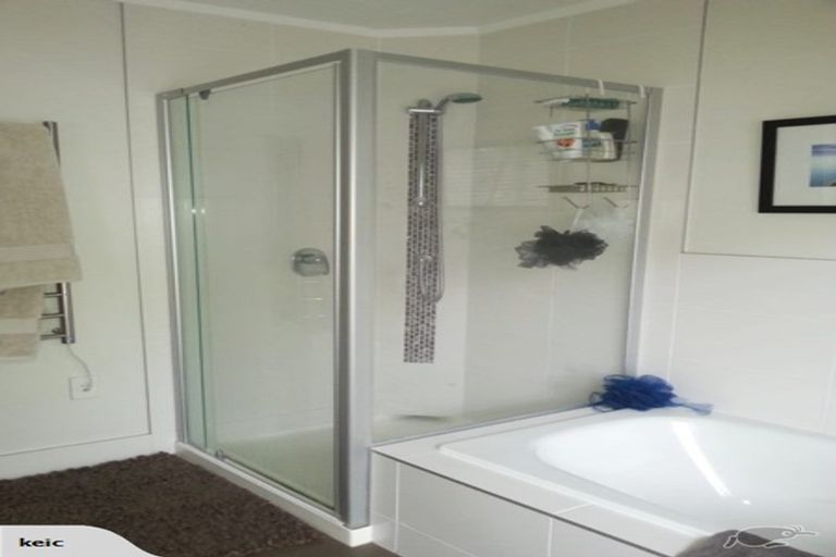 Photo of property in 30 Portobello Place, Torbay, Auckland, 0630