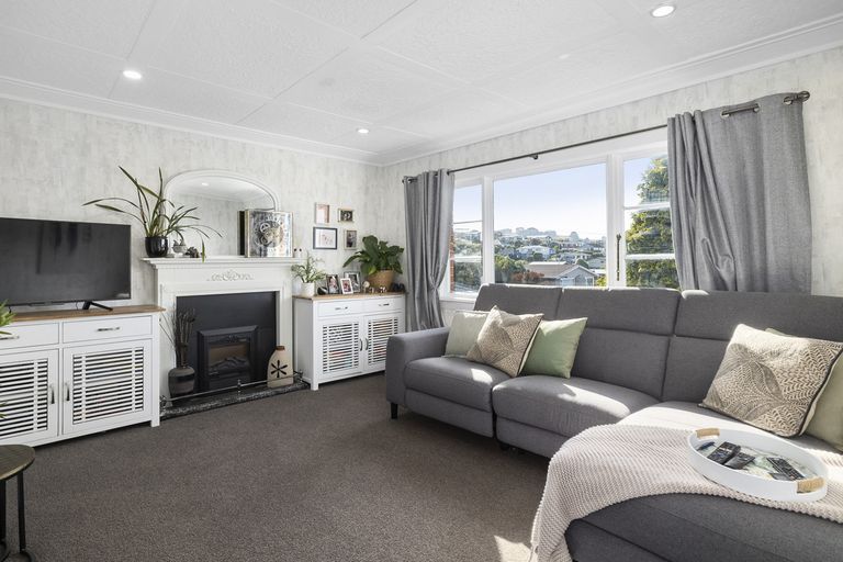 Photo of property in 98 Dunrobin Street, Waverley, Dunedin, 9013