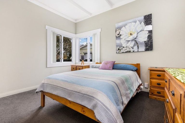 Photo of property in 1/17 Smiths Avenue, Papakura, 2110