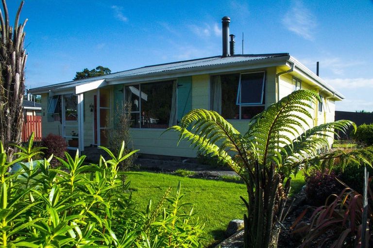 Photo of property in 74 Main Road, Harihari, 7884