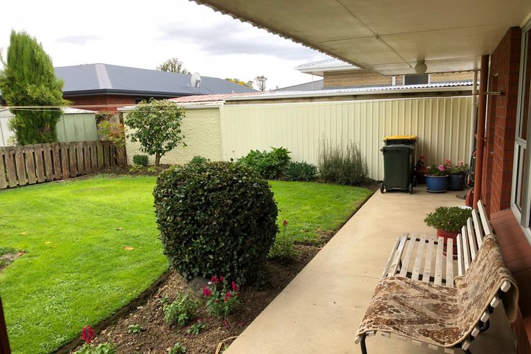 Photo of property in 2 Dutton Place, Mosgiel, 9024