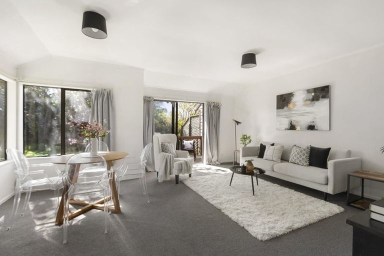 Photo of property in 1/7 Sheridan Terrace, Johnsonville, Wellington, 6037