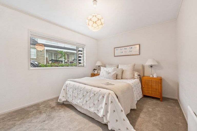 Photo of property in 25 Maxwelton Drive, Mairangi Bay, Auckland, 0630