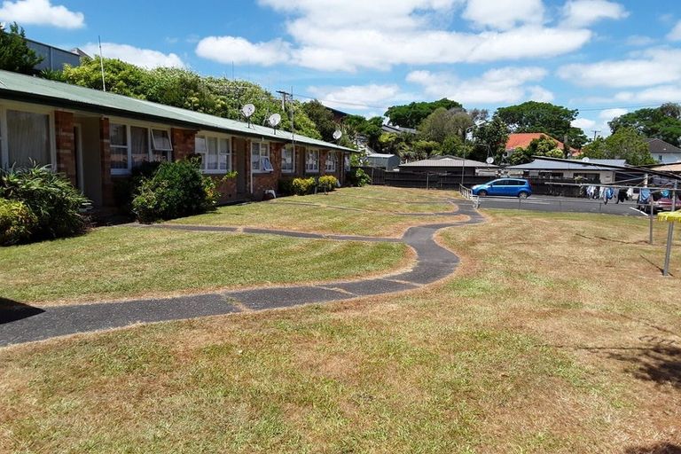 Photo of property in 2/44 Graham Street, Hamilton East, Hamilton, 3216