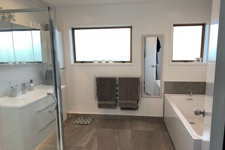 Photo of property in 2/542 Richardson Road, Mount Roskill, Auckland, 1041