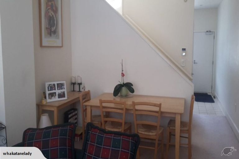 Photo of property in 39 Little George Street, Thorndon, Wellington, 6011