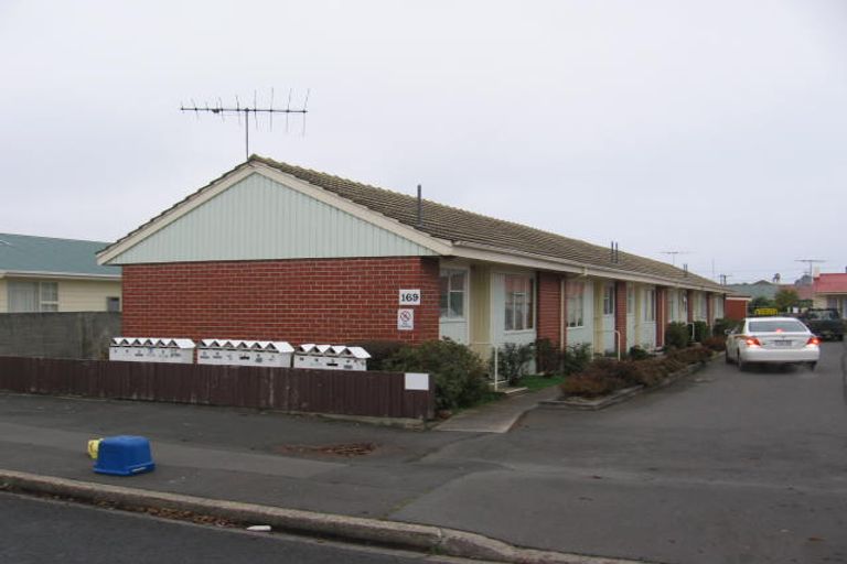 Photo of property in 169 Oxford Street, South Dunedin, Dunedin, 9012
