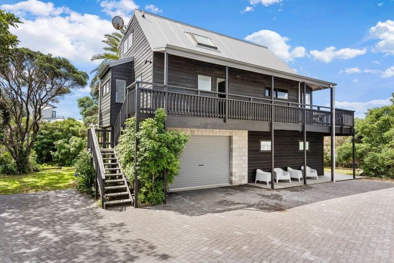 Photo of property in 306b Beverley Terrace, Whangamata, 3620