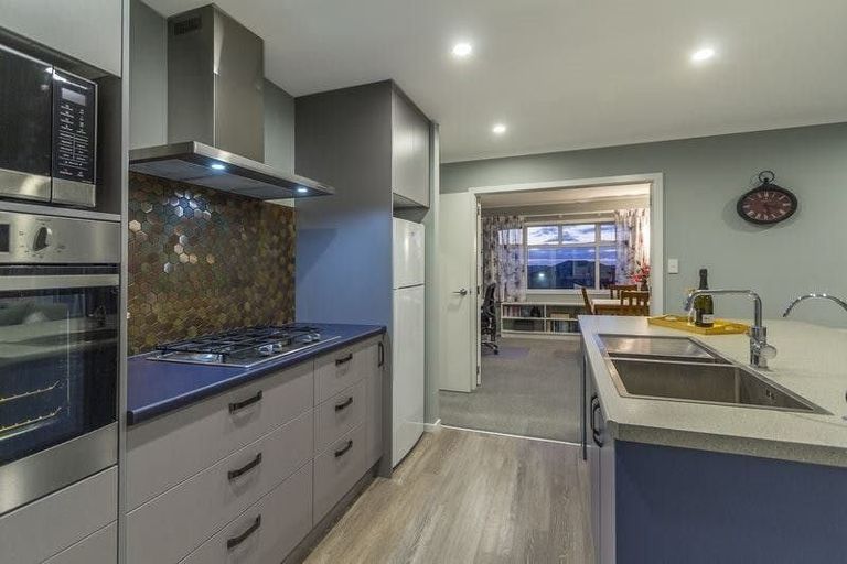 Photo of property in 12 Ken Douglas Drive, Aotea, Porirua, 5024