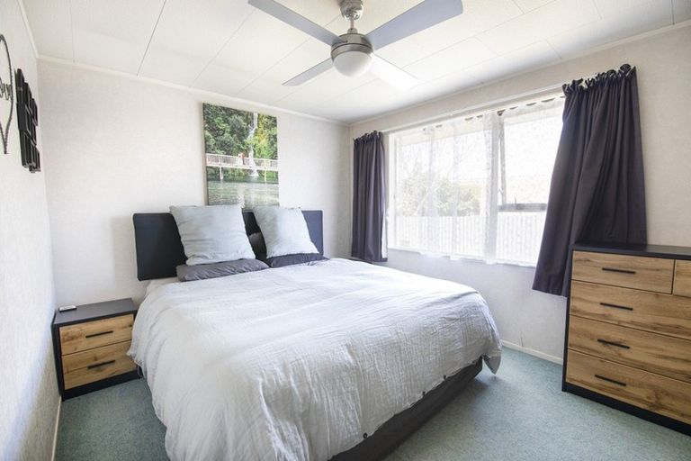 Photo of property in 16/2 Perry Crescent, Greenmeadows, Napier, 4112