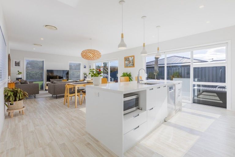 Photo of property in 21 Bell Street, Otane, 4202