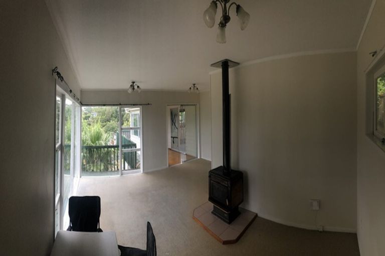 Photo of property in 1 Cashmere Place, Glenfield, Auckland, 0629
