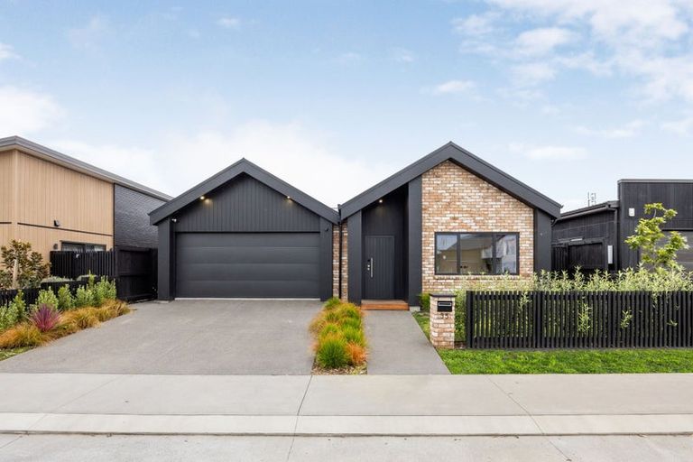 Photo of property in 35 Earp Crescent, Chartwell, Hamilton, 3210