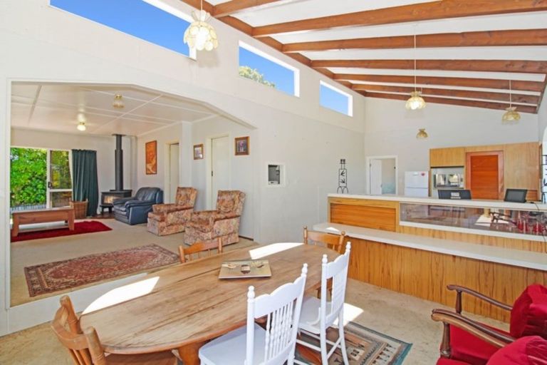 Photo of property in 5 Pungarehu Road, Pungarehu, Opunake, 4685