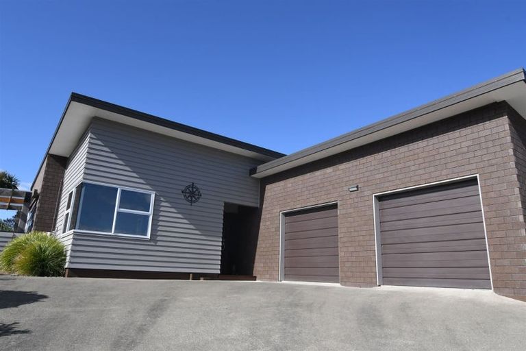 Photo of property in 25 Admiralty Place, Waikawa, Picton, 7220