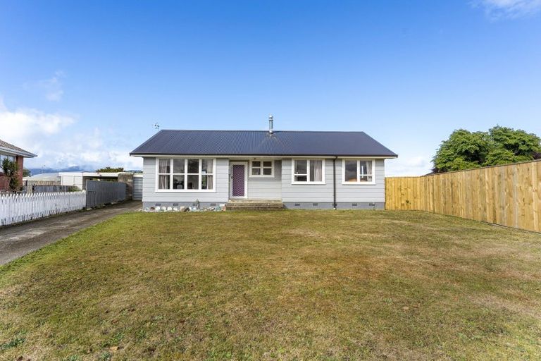 Photo of property in 36 Awatea Street, Levin, 5510