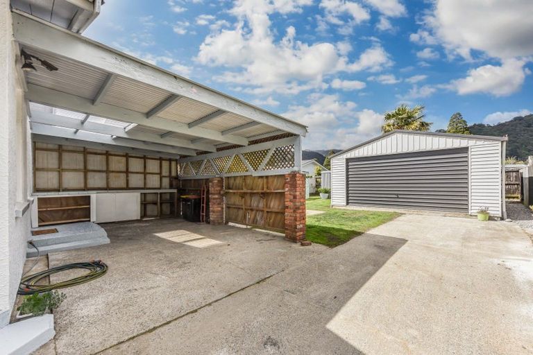 Photo of property in 12a Buller Street, Picton, 7220
