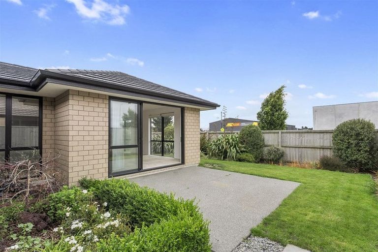 Photo of property in 10 Coprosma Road, Wigram, Christchurch, 8025