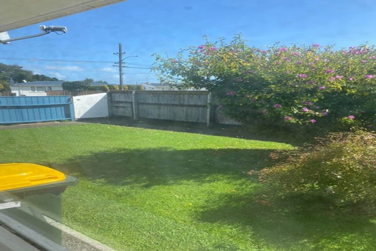 Photo of property in 14-16 Mako Mako Road, Levin, 5510