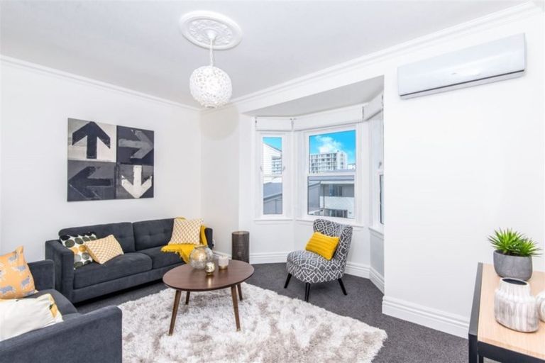 Photo of property in 27 Princess Terrace, Newtown, Wellington, 6021