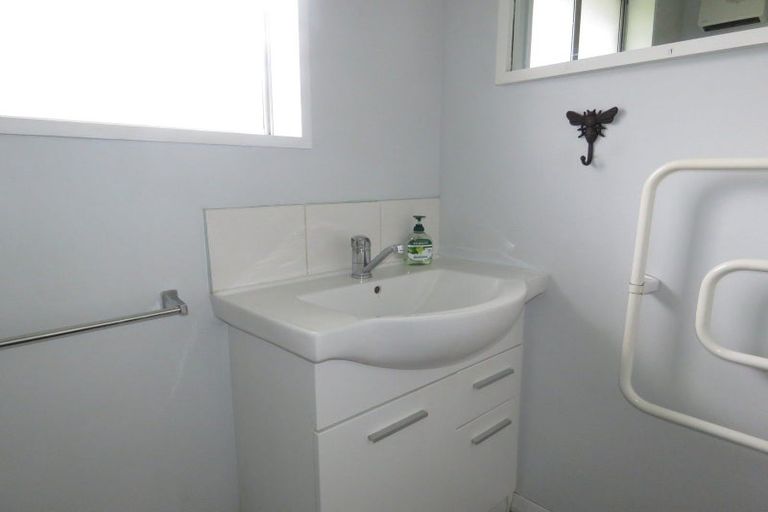 Photo of property in 7 Crampton Road, Reefton, 7830