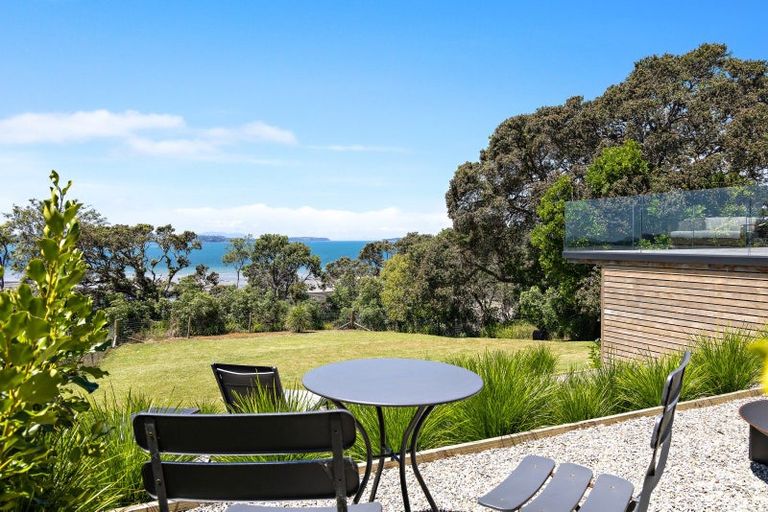 Photo of property in 17 Rangimaarie Crescent, Snells Beach, 0920