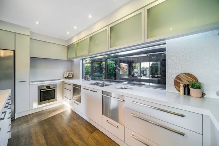 Photo of property in 28b Springwater Avenue, Northwood, Christchurch, 8051