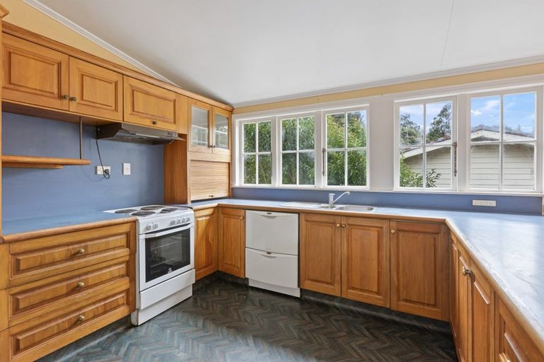 Photo of property in 2/292 Glenfield Road, Glenfield, Auckland, 0629