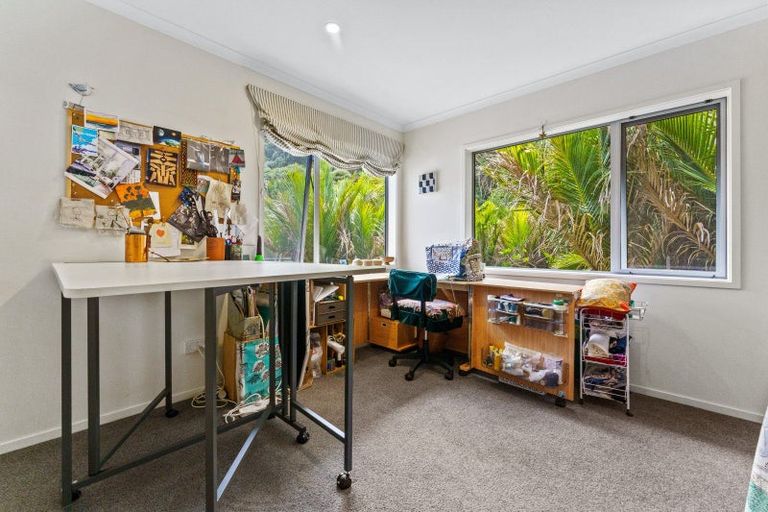 Photo of property in 296 Motutara Road, Muriwai, Waimauku, 0881