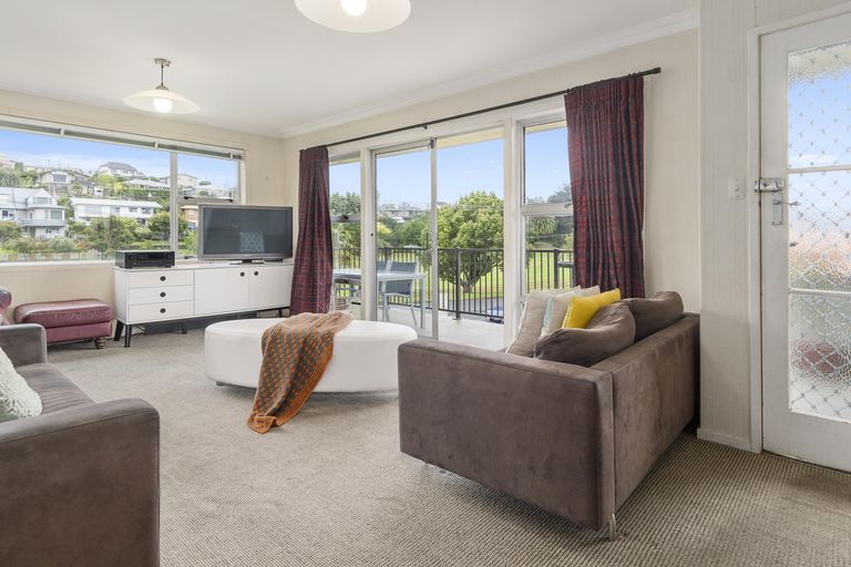 Photo of property in 122 Vale Street, Otumoetai, Tauranga, 3110