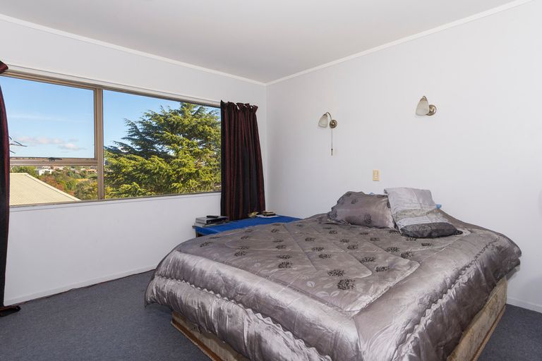 Photo of property in 11 Dunton Drive, Welcome Bay, Tauranga, 3112