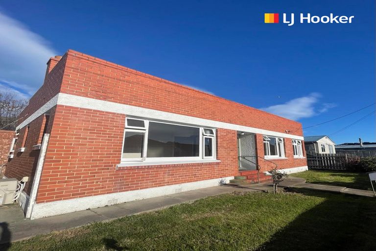 Photo of property in 15 Wynyard Street, South Dunedin, Dunedin, 9012