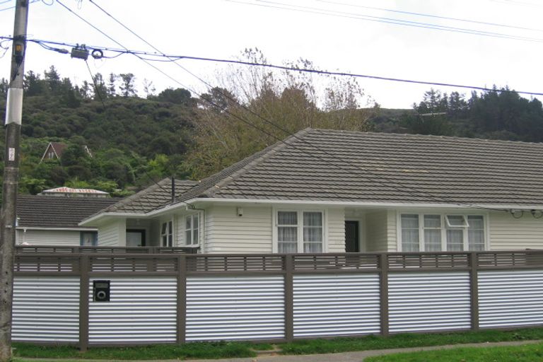 Photo of property in 308 George Street, Stokes Valley, Lower Hutt, 5019