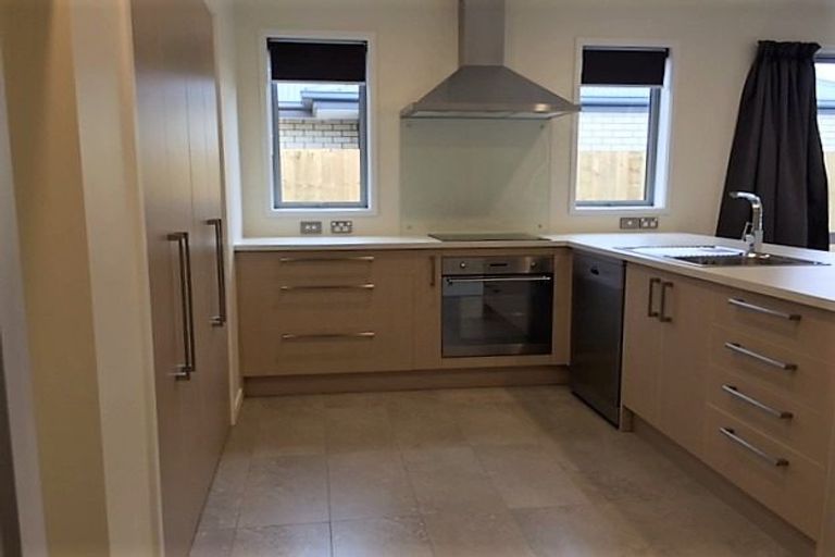 Photo of property in 14 Mclendon Green, Belfast, Christchurch, 8051