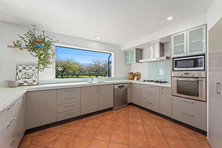 Photo of property in 16 Newman Road, Rapaura, Blenheim, 7273