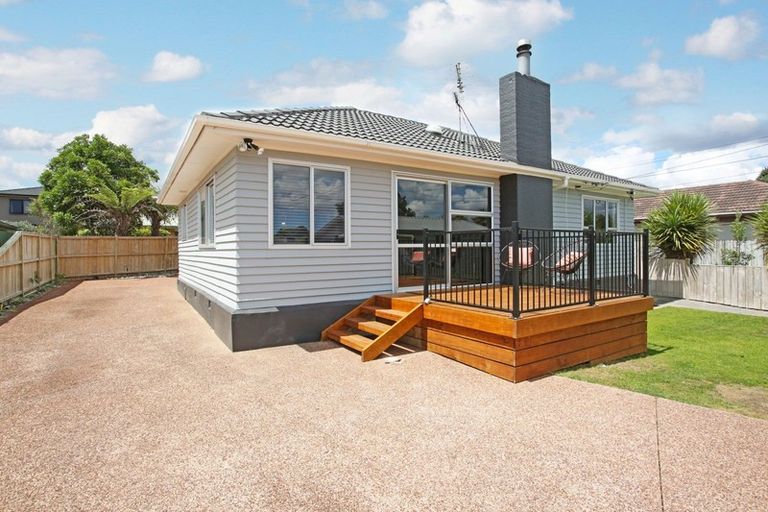 Photo of property in 21 View Road, Papakura, 2110