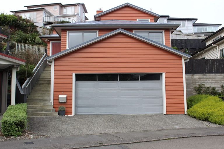 Photo of property in 4 Lakshmi Place, Khandallah, Wellington, 6035