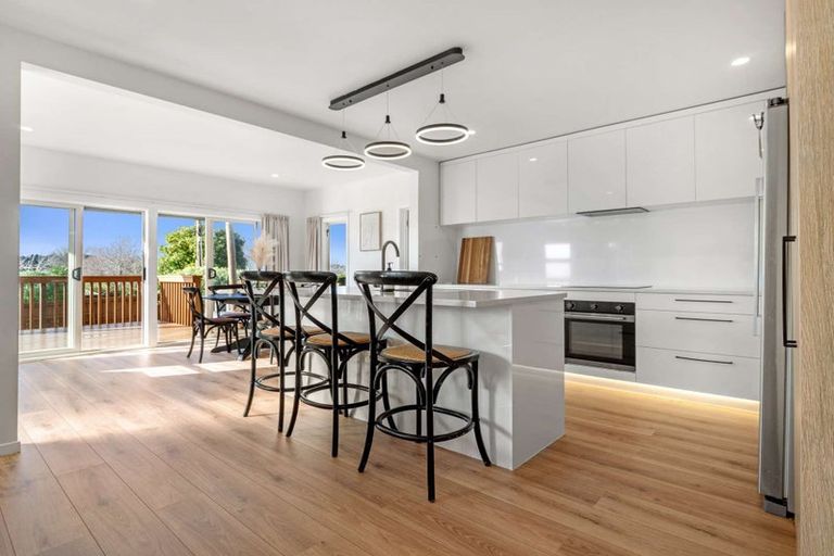 Photo of property in 20 Valley Road, Pukekohe, 2120