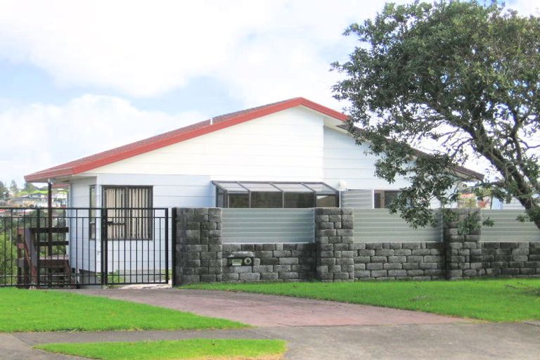 Photo of property in 12 Bay Vista Drive, Red Beach, 0932