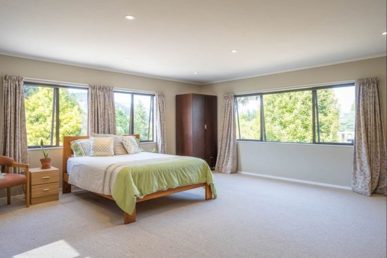 Photo of property in 111 Waterfall Road, Paraparaumu, 5032