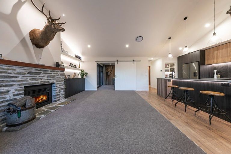 Photo of property in 41 Avalon Station Drive, Wanaka, 9305