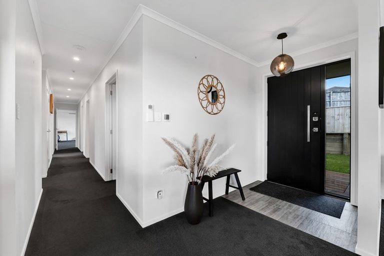 Photo of property in 6 Mangaotuku Lane, Whalers Gate, New Plymouth, 4310