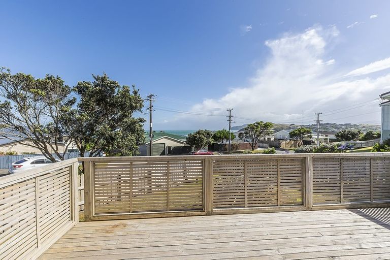 Photo of property in 20 Matatiro Street, Titahi Bay, Porirua, 5022