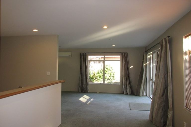 Photo of property in 2/35 Parade Court, Addington, Christchurch, 8024
