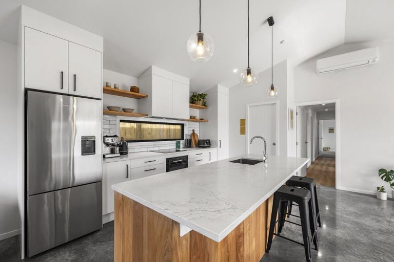 Photo of property in 102 Omahina Street, Raglan, 3225